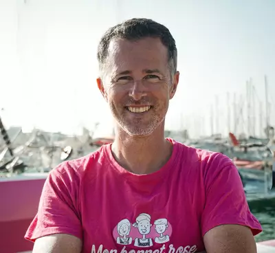BOURGUÈS Laurent - MON BONNET ROSE