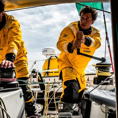 Photo du bord ALLA GRANDE PIRELLI
