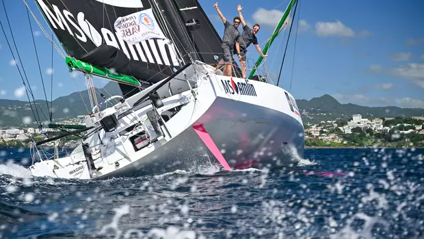 Arrivée de Mail Boxes ETC. (MBE), 24e en IMOCA 