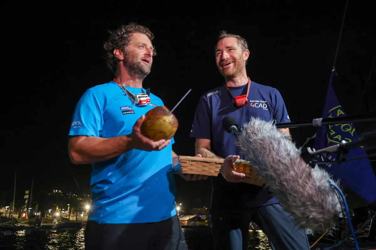 TCO25_4CAD_9thIMO_0911JML_4798